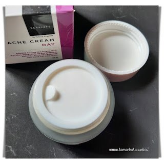 Scarlett Acne Day Cream